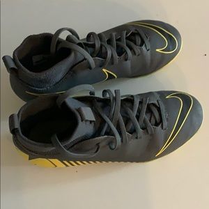 Boys Nike Mercurial soccer cleats